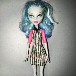 Monster High Doll Skultimate Roller Maze Ghoulia Yelps